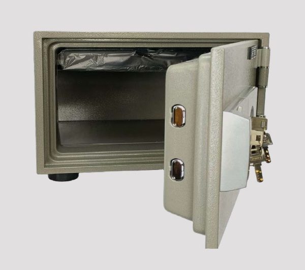 Serial no. A 002 - Image 3