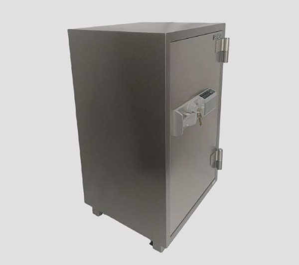 Serial no. A 025 - Image 2